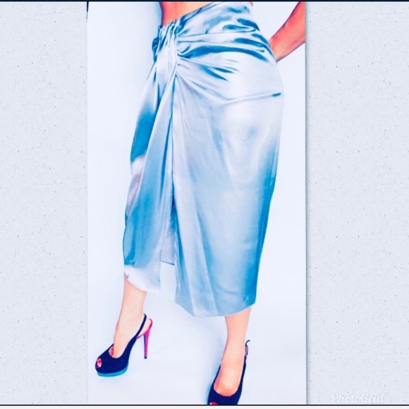 New Zara silver draped skirt. - Picture 7 of 8
